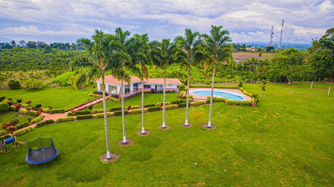 Hotel Arrayanes Del Quindio مونتينيغرو المظهر الخارجي الصورة