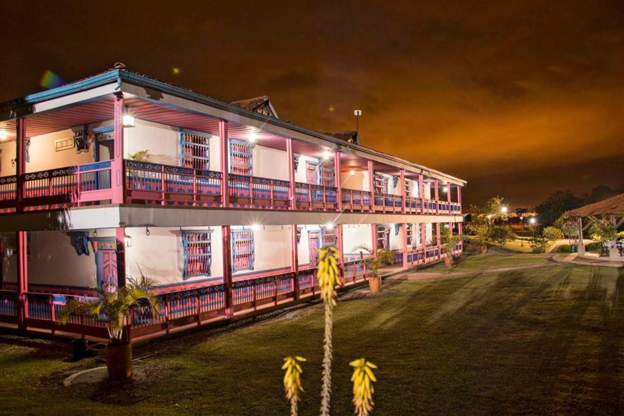 Hotel Arrayanes Del Quindio مونتينيغرو المظهر الخارجي الصورة
